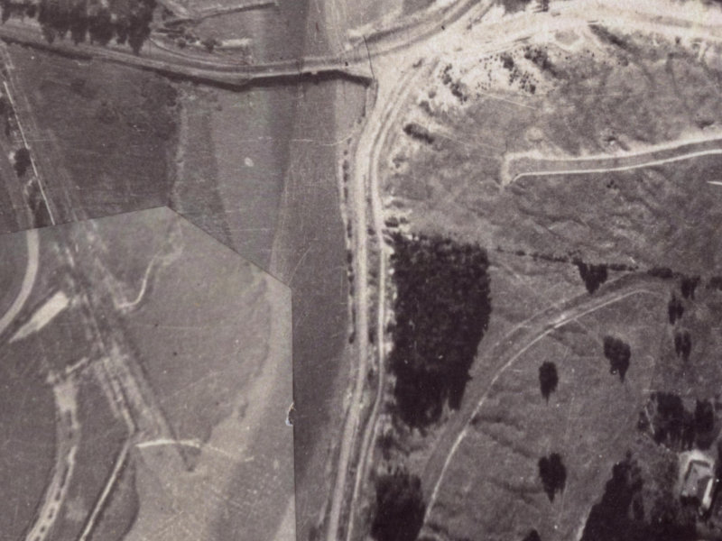 285–289 Bridle Path Road from the air, 1925-1929