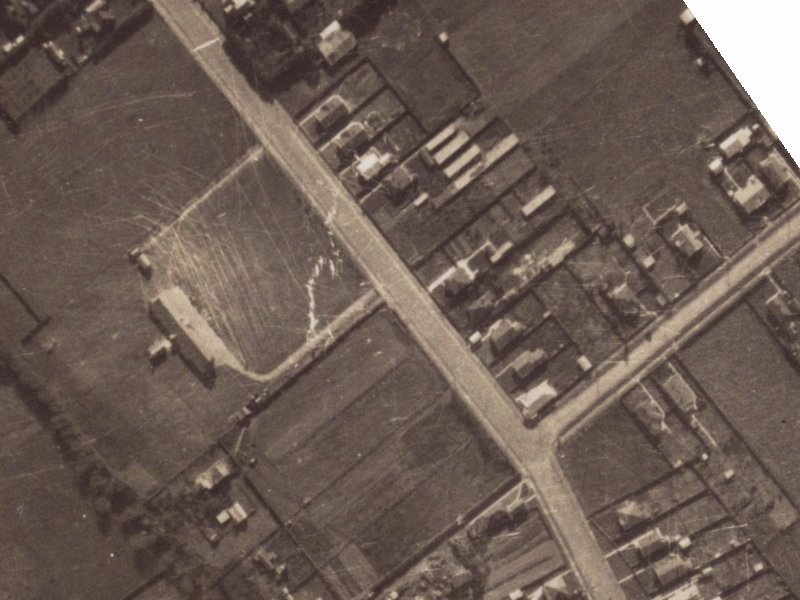 10 Hennessy Place from the air, 1925-1929