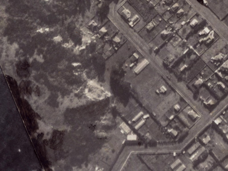 9–15 Egnot Heights from the air, 1925-1929