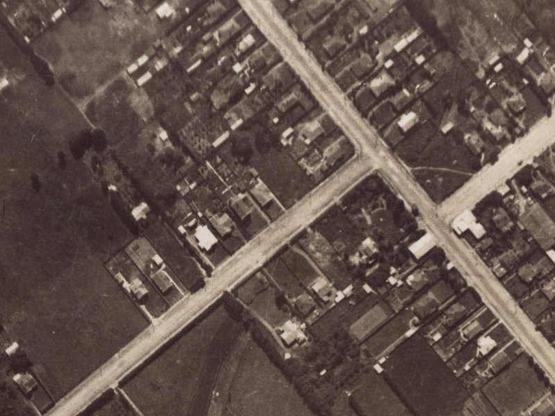 151 Rose Street from the air, 1925-1929