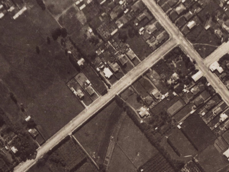 141 Rose Street from the air, 1925-1929