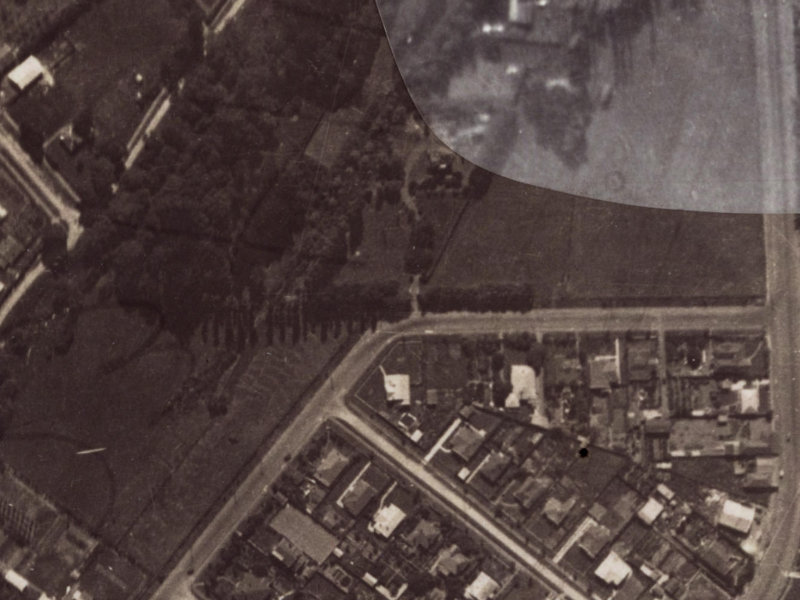1 Majestic Lane from the air, 1925-1929