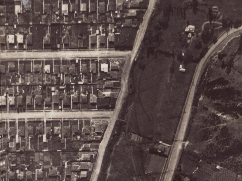 137 Eastern Terrace from the air, 1925-1929