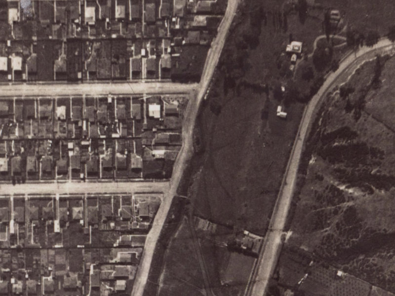 28 Palatine Terrace from the air, 1925-1929