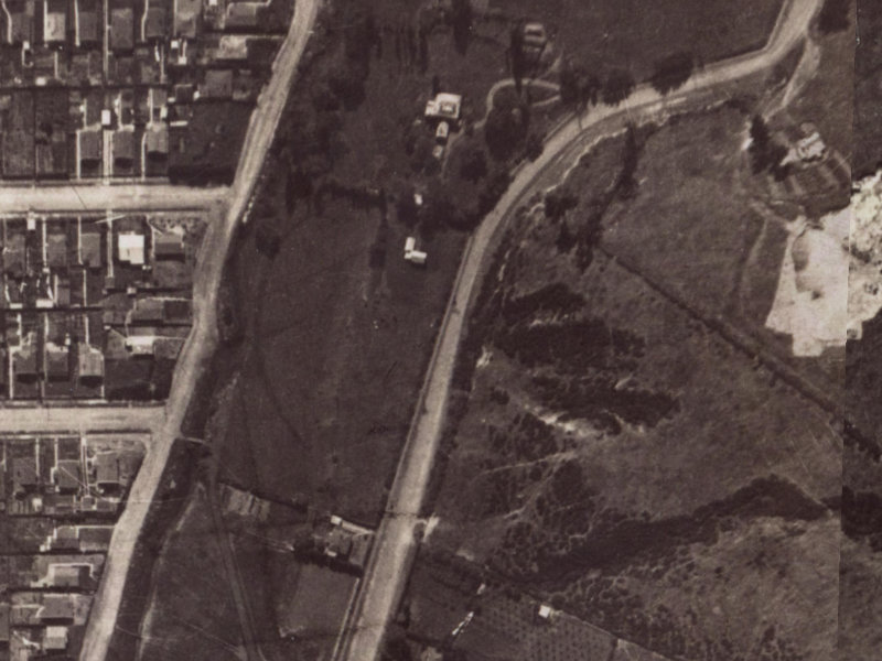 123 Centaurus Road from the air, 1925-1929