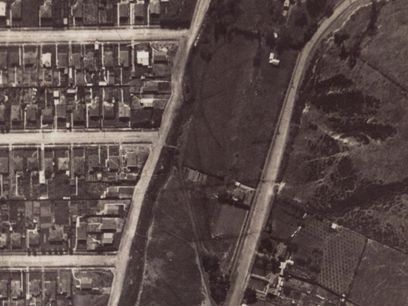 22 Palatine Terrace from the air, 1925-1929