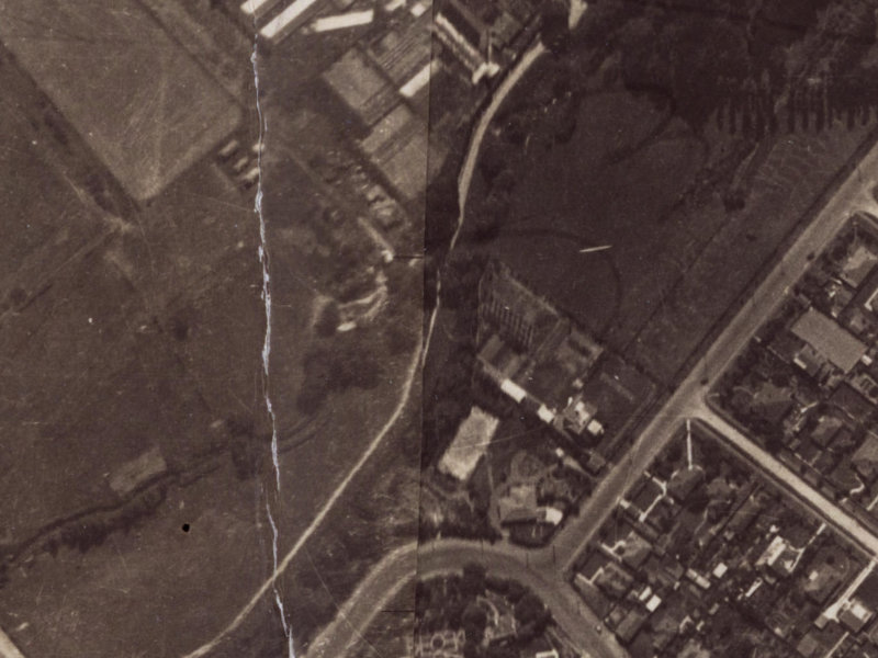 251–255 Ashgrove Terrace from the air, 1925-1929