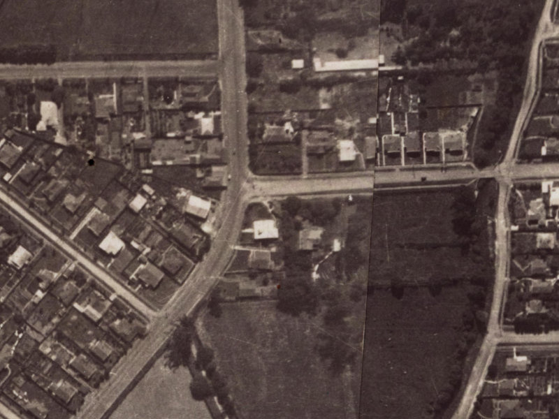 4 Malcolm Avenue from the air, 1925-1929