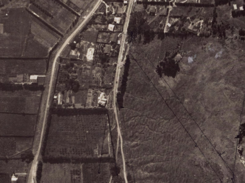 22-18 Rapaki Road from the air, 1925-1929