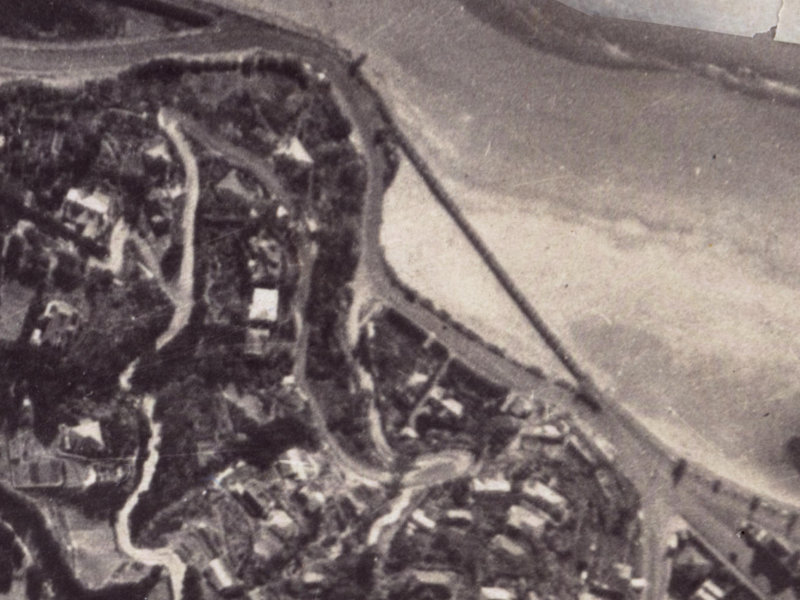 1 Clifton Bay from the air, 1925-1929