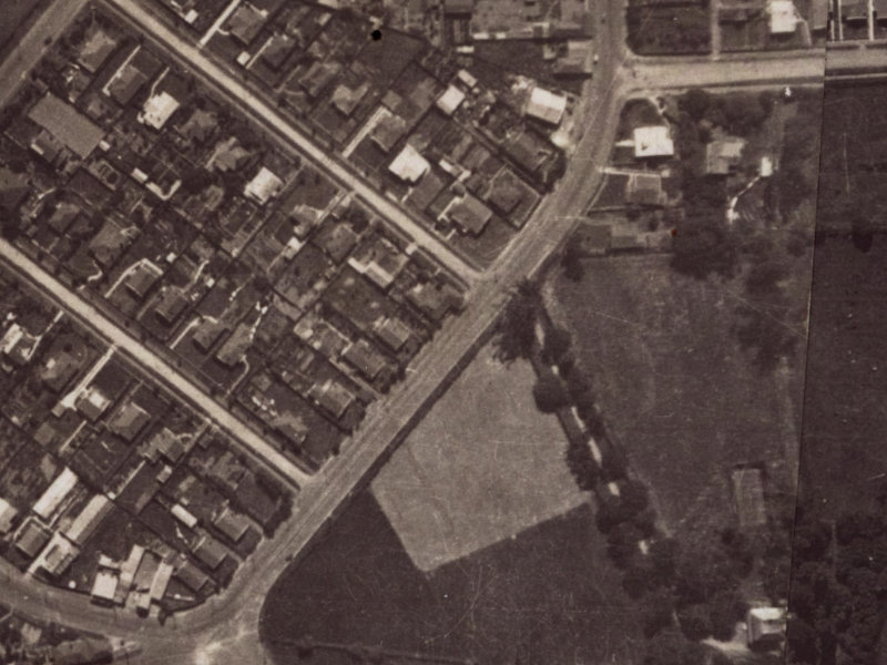 17 Colombo Street from the air, 1925-1929
