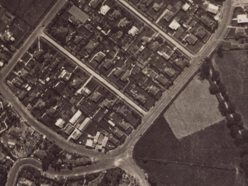 2 Woodbridge Road from the air, 1925-1929