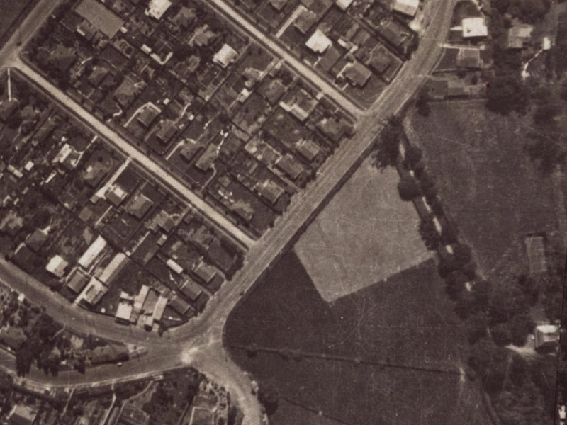 11 Colombo Street from the air, 1925-1929