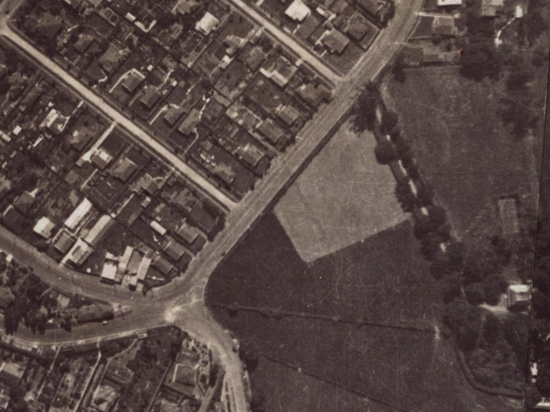 20 Colombo Street from the air, 1925-1929