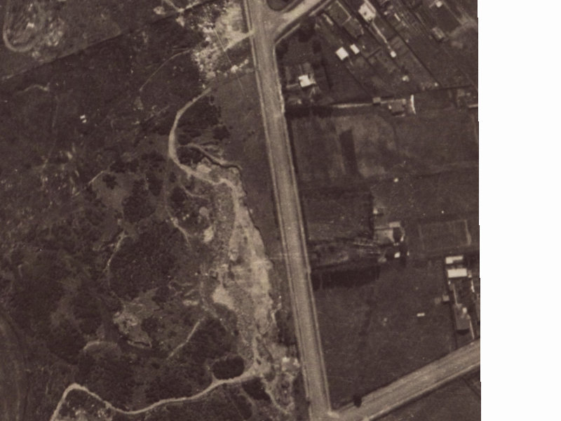 22 Lyttelton Street from the air, 1925-1929
