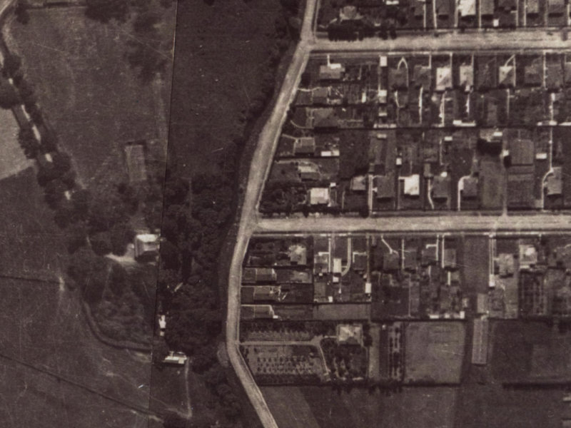 7 Riverview Street from the air, 1925-1929