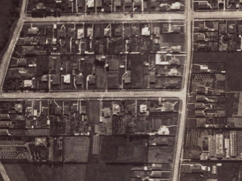 39 Riverview Street from the air, 1925-1929