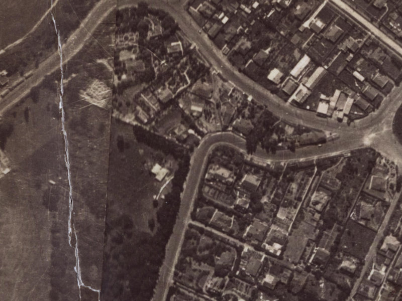 14 Dyers Pass Road from the air, 1925-1929
