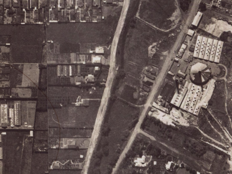 82 Eastern Terrace from the air, 1925-1929