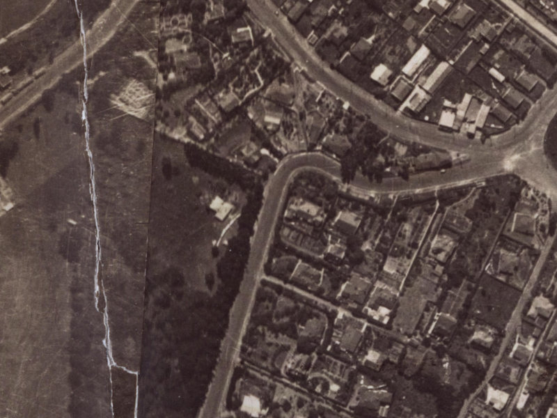 11 Dyers Pass Road from the air, 1925-1929