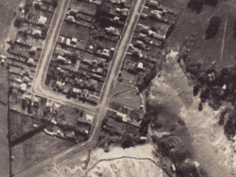 31 Bay View Road from the air, 1925-1929