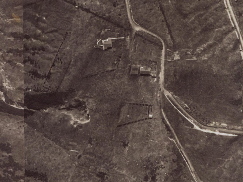 44 Huntsbury Avenue from the air, 1925-1929