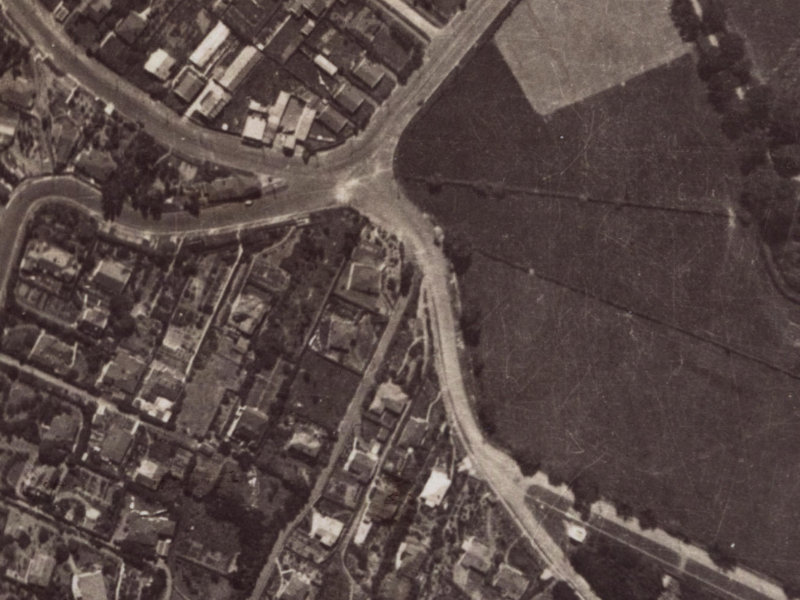 2A Merlewood Avenue from the air, 1925-1929