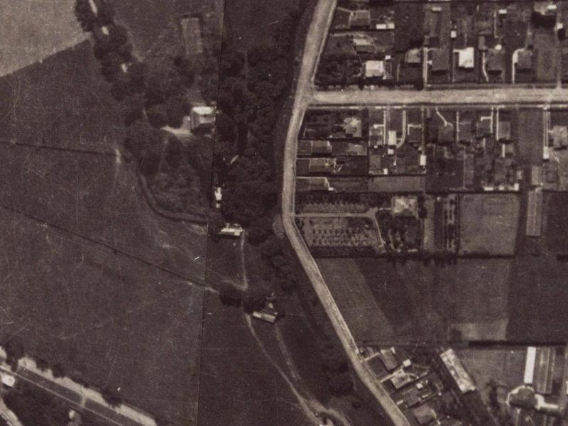 26 Sloan Terrace from the air, 1925-1929