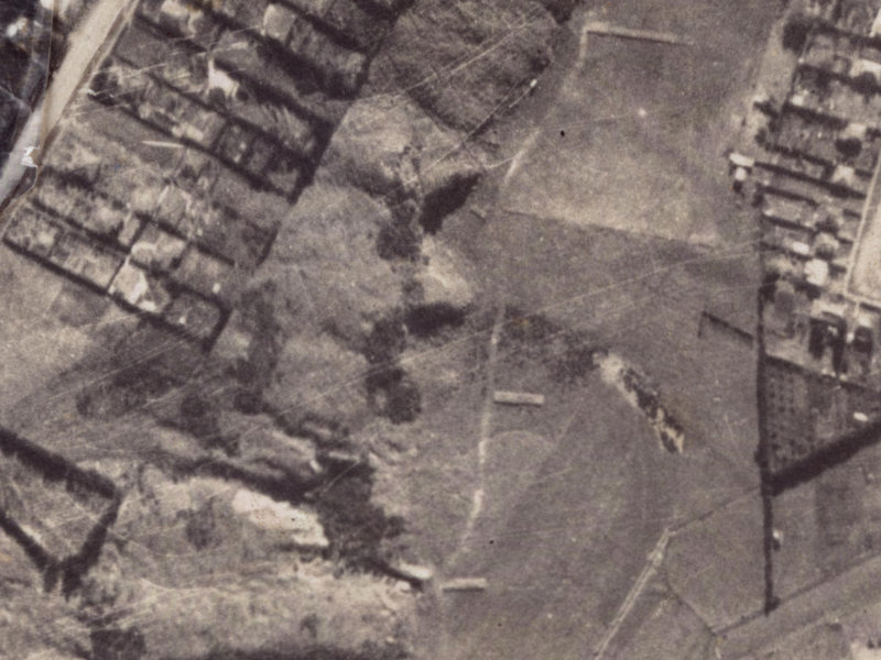 77 Moncks Spur Road from the air, 1925-1929