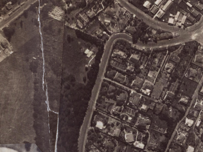 4 Rhodesvale Terrace from the air, 1925-1929