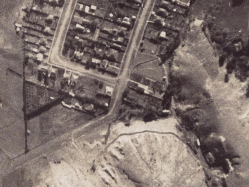 69 Bay View Road from the air, 1925-1929