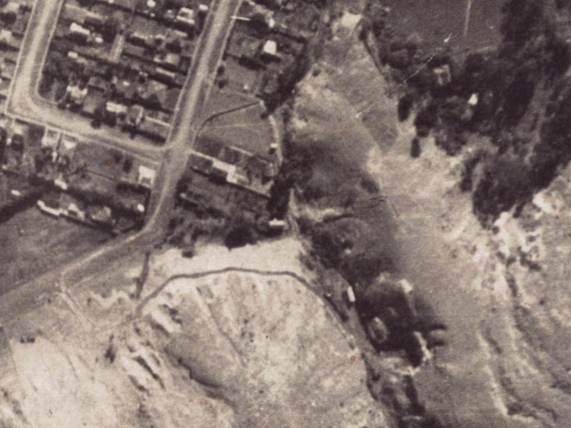 69A Bay View Road from the air, 1925-1929