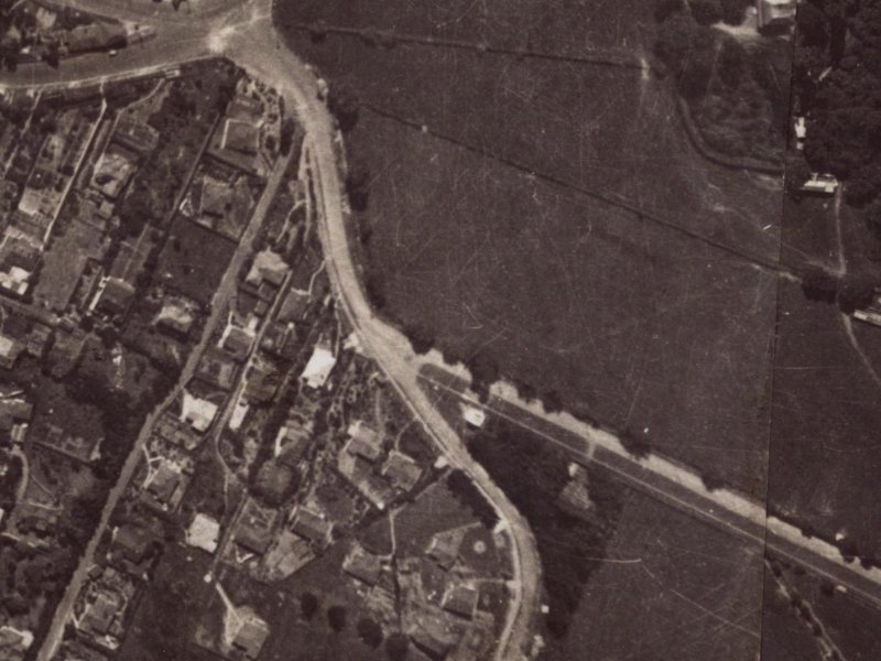 23 Centaurus Road from the air, 1925-1929