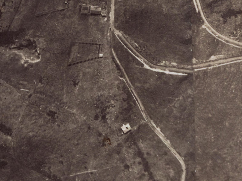 64 Huntsbury Avenue from the air, 1925-1929