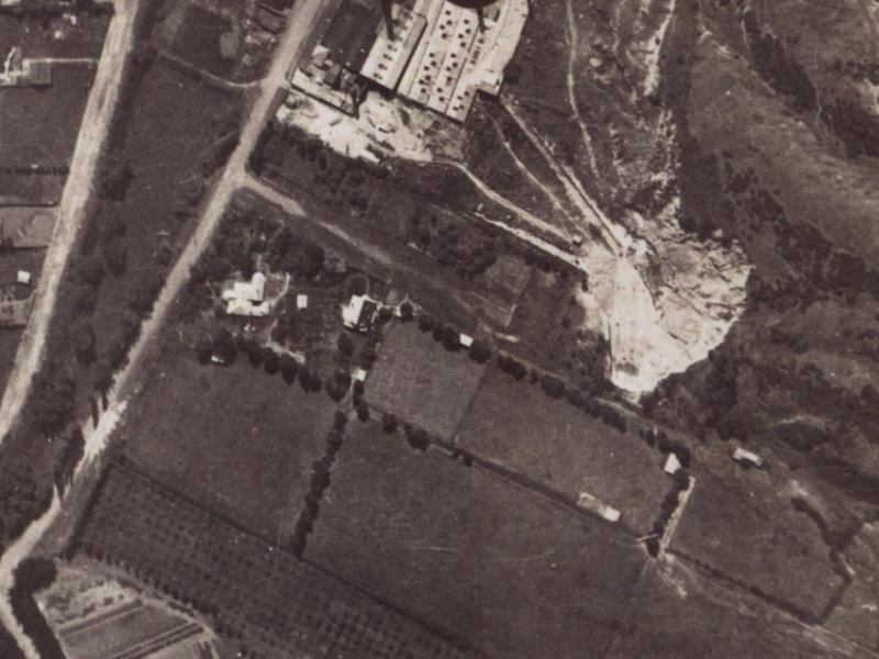 8 Whaka Terrace from the air, 1925-1929