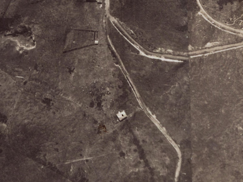 68 Huntsbury Avenue from the air, 1925-1929