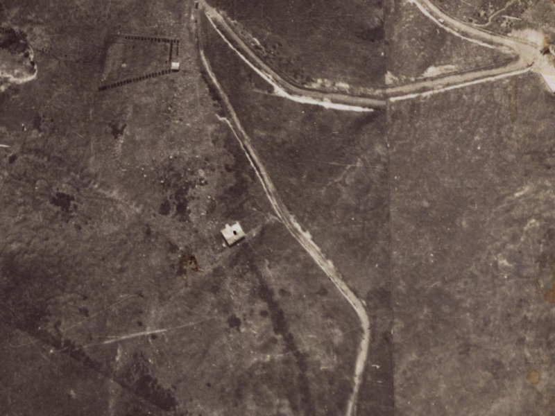 69 Huntsbury Avenue from the air, 1925-1929