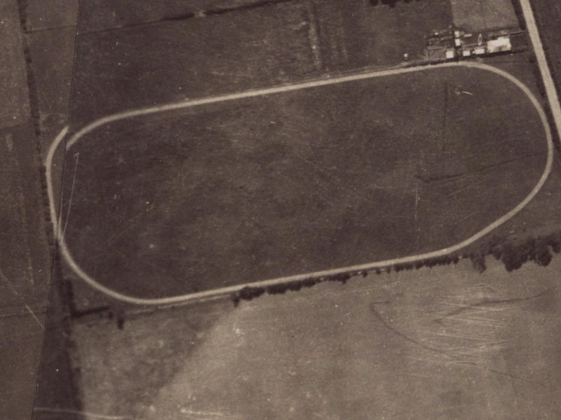 17 Leistrella Road from the air, 1925-1929