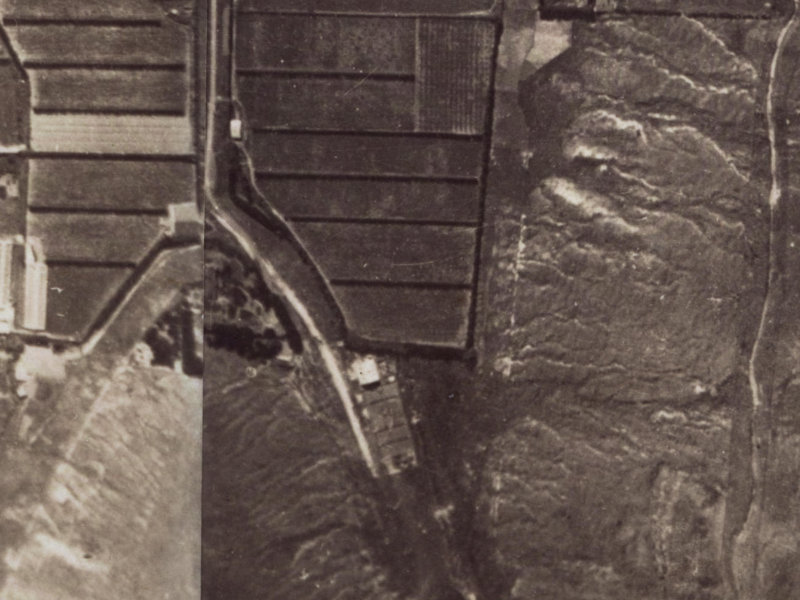 4 Chorley Place from the air, 1925-1929