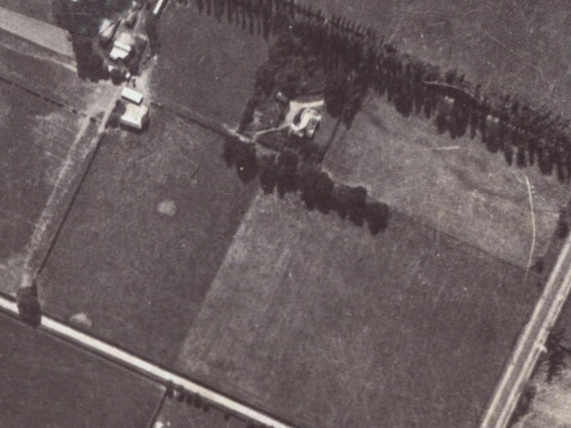 3 Meeking Place from the air, 1925-1929