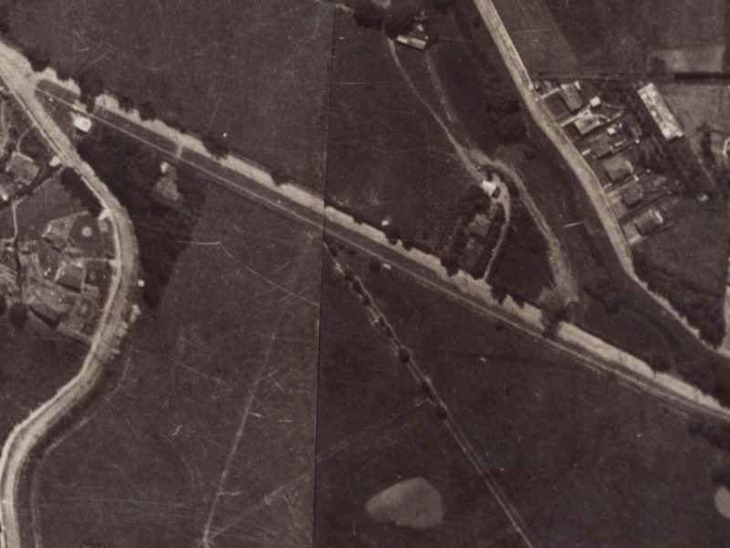 14 Centaurus Road from the air, 1925-1929