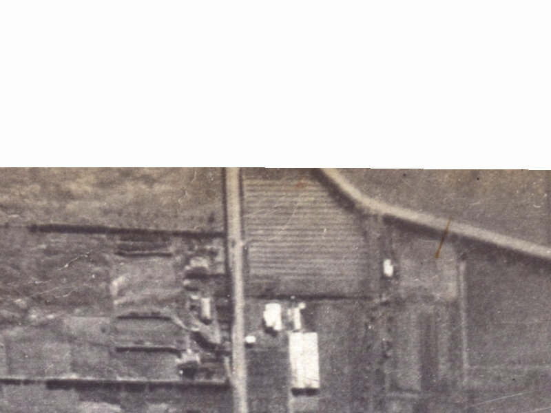 7 Avoca Valley Road from the air, 1925-1929