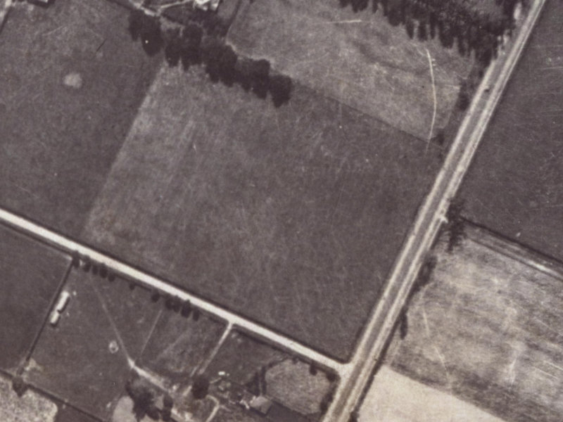 10 Meeking Place from the air, 1925-1929