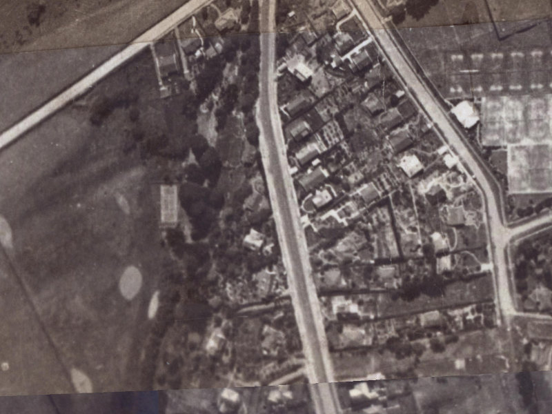 13-15 Hackthorne Road from the air, 1925-1929