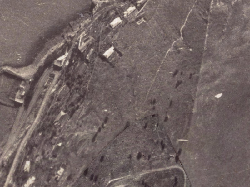 34 Whitewash Head Road from the air, 1925-1929