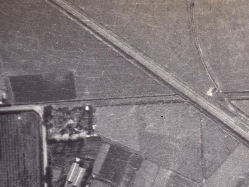 24 Laing Crescent from the air, 1925-1929