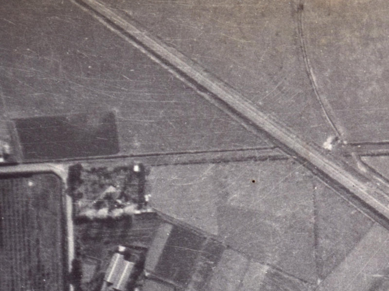 26 Laing Crescent from the air, 1925-1929