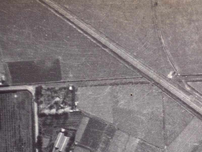 39 Laing Crescent from the air, 1925-1929