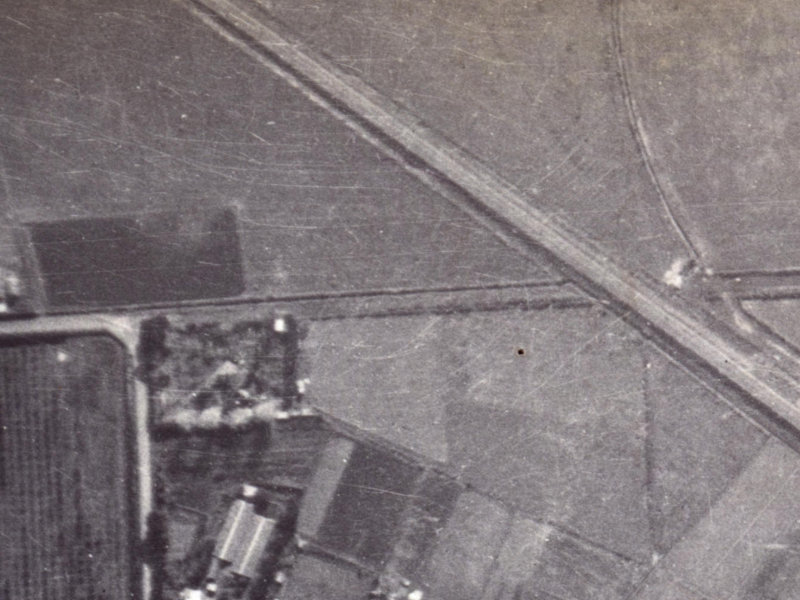 31 Laing Crescent from the air, 1925-1929