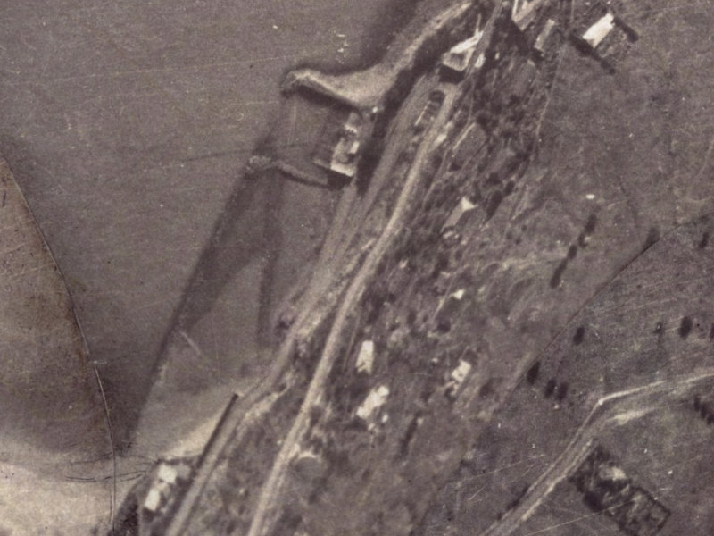 4–64 Scarborough Road from the air, 1925-1929
